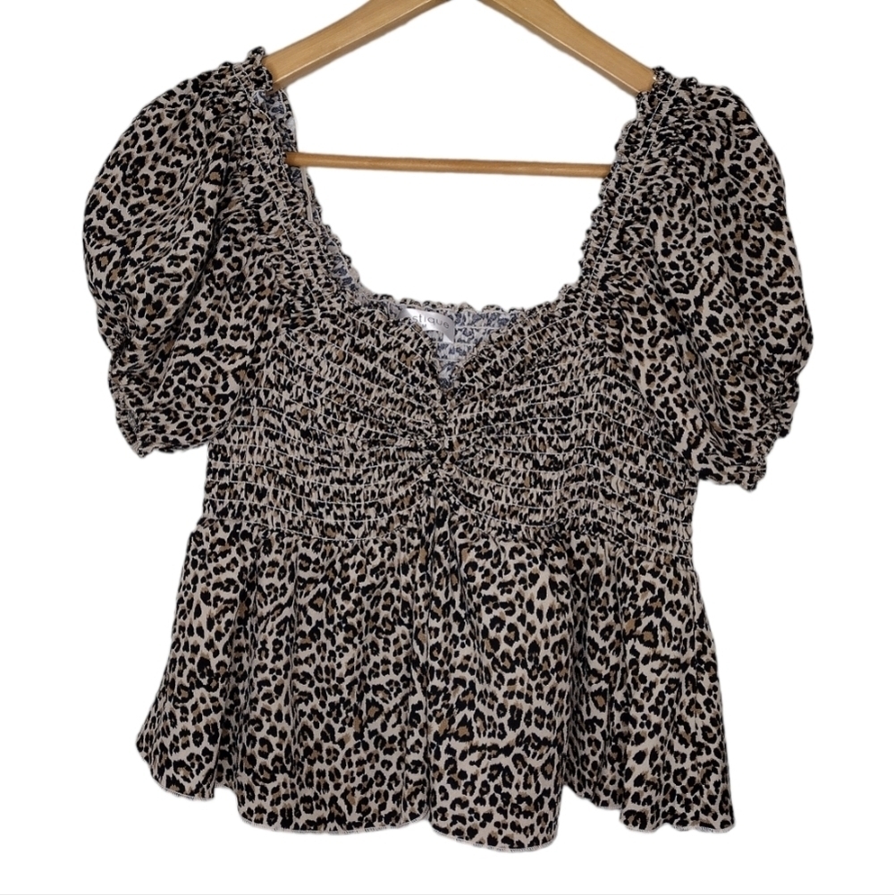 Vestique  Women's Leopard Print Crop Top Blouse